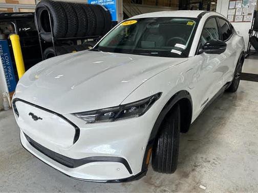 2024 Ford Mustang Mach-E Premium