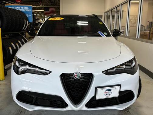 2024 Alfa Romeo Stelvio Veloce