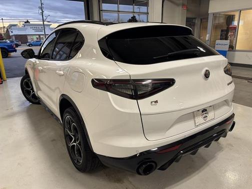 2024 Alfa Romeo Stelvio Veloce