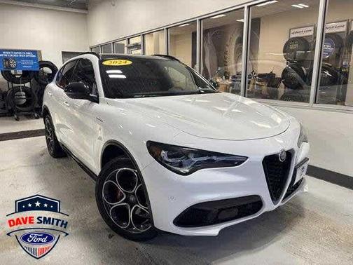 2024 Alfa Romeo Stelvio Veloce