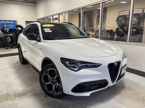 2024 Alfa Romeo Stelvio Veloce