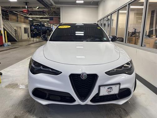 2024 Alfa Romeo Stelvio Veloce