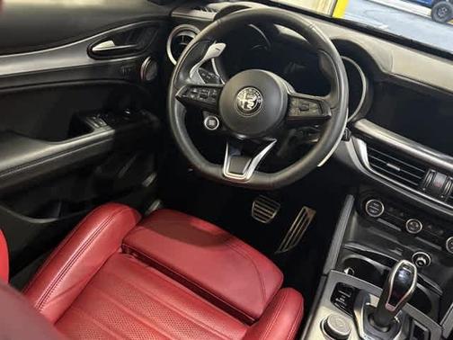 2024 Alfa Romeo Stelvio Veloce