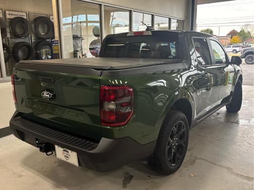 2025 Ford Maverick Lariat