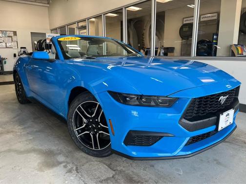 2025 Ford Mustang EcoBoost Premium