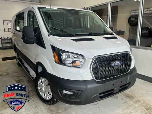 2024 Ford Transit-250 