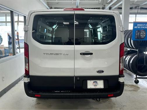 2024 Ford Transit-250 
