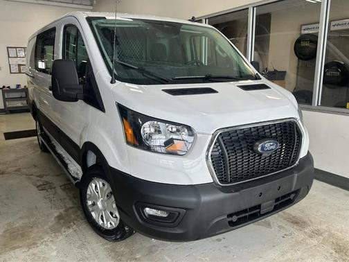 2024 Ford Transit-250 