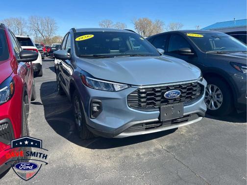 2025 Ford Escape ST-Line Select