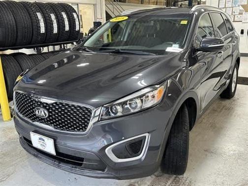2018 Kia Sorento LX
