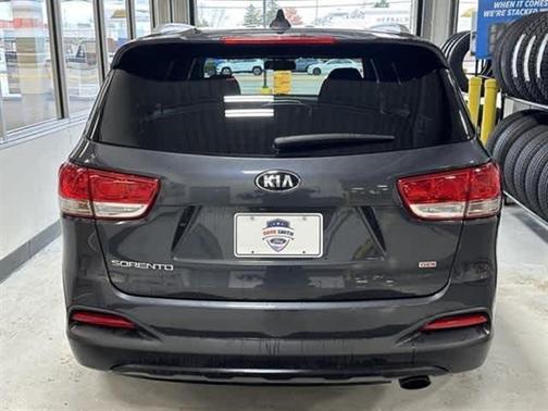 2018 Kia Sorento LX