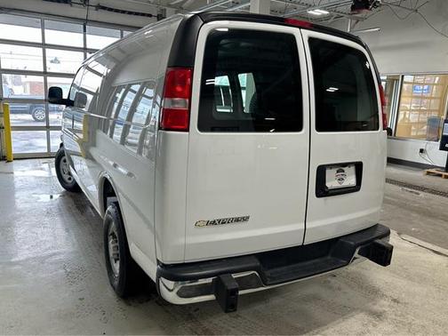 2024 Chevrolet Express 2500 Work Van