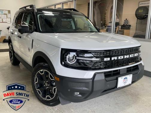 Oxford White 2026 Ford Bronco Sport Outer Banks