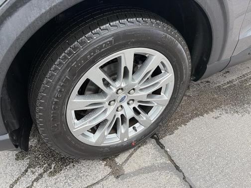 Carbonized Gray 2026 Ford Explorer Active
