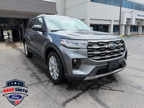 Carbonized Gray 2026 Ford Explorer Active
