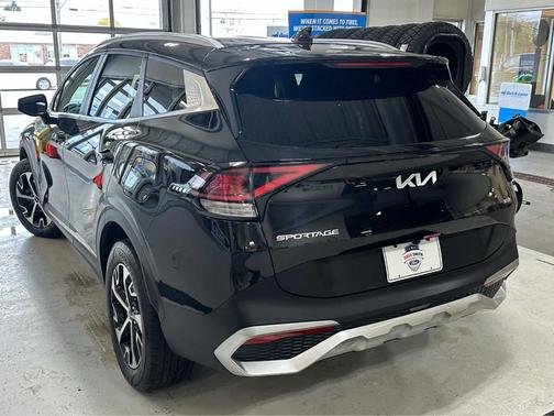 2023 Kia Sportage Hybrid EX