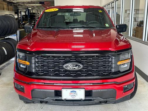 Rapid Red Metallic Tinted Clearcoat 2024 Ford F-150 STX