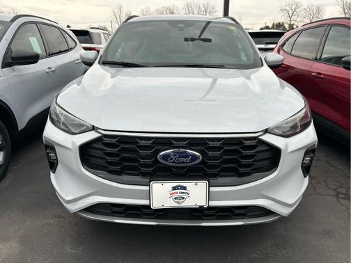 2025 Ford Escape ST-Line Elite