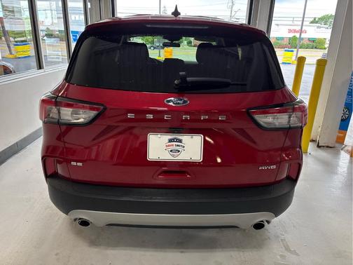 2021 Ford Escape SE