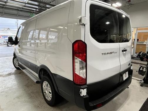 2023 Ford Transit-250