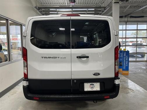 2023 Ford Transit-250
