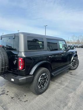 Shadow Black 2026 Ford Bronco Outer Banks