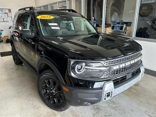 Shadow Black 2025 Ford Bronco Sport Badlands