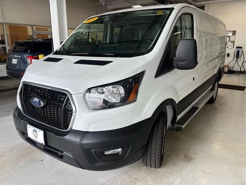 Oxford White 2024 Ford Transit-250