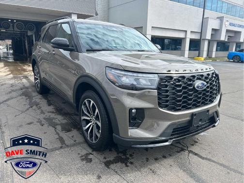 Gray 2026 Ford Explorer ST-Line
