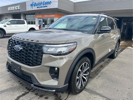 Gray 2026 Ford Explorer ST-Line