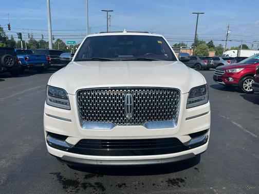 2019 Lincoln Navigator L Black Label