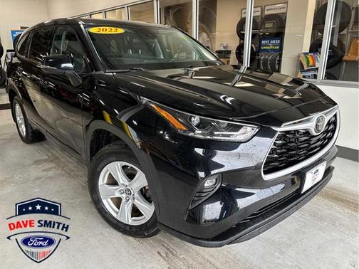 2022 Toyota Highlander LE