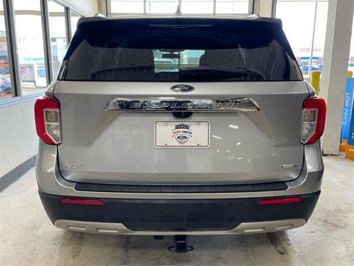Iconic Silver Metallic 2020 Ford Explorer XLT