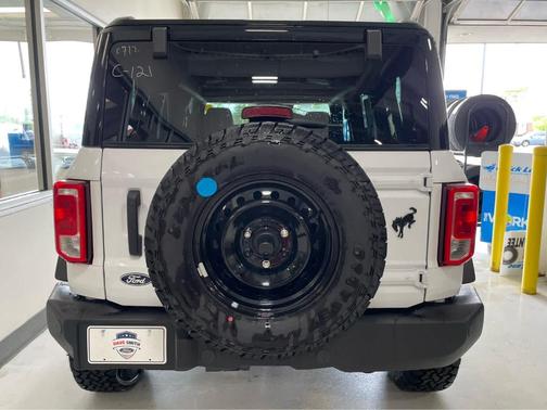Oxford White 2026 Ford Bronco Big Bend