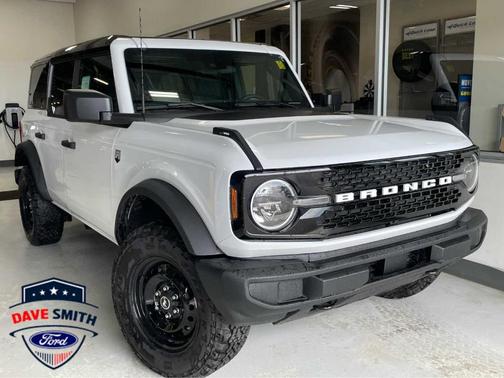 Oxford White 2026 Ford Bronco Big Bend