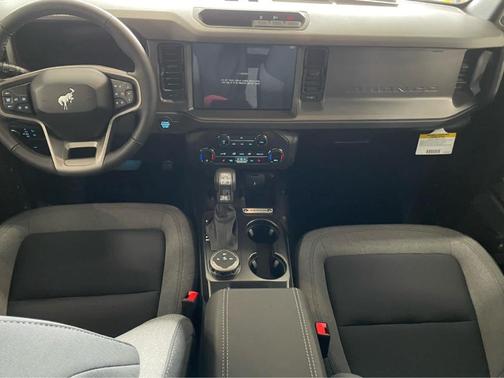 Oxford White 2026 Ford Bronco Big Bend