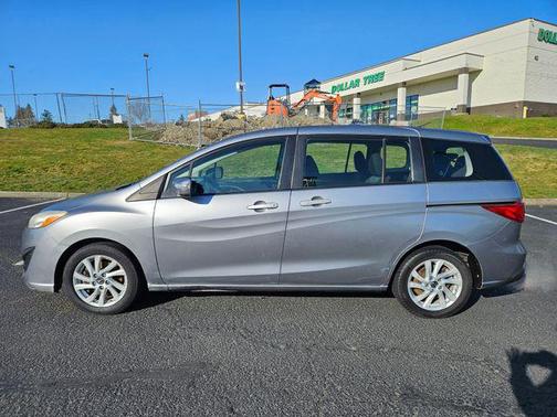 2013 Mazda Mazda5 Sport