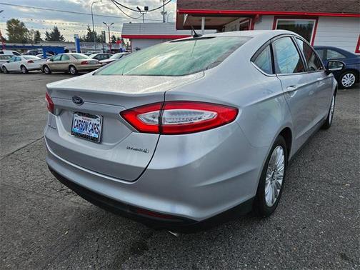 2015 Ford Fusion Hybrid S