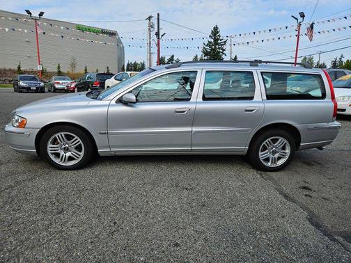 2006 Volvo V70 2.5T