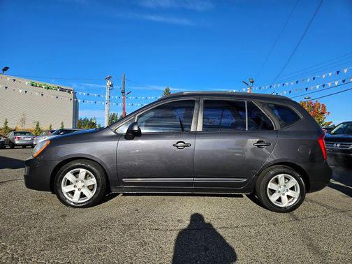 2007 Kia Rondo LX