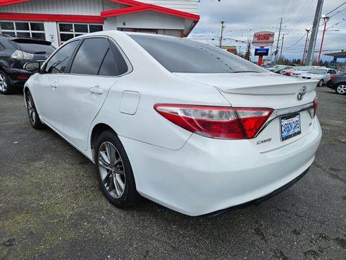 2015 Toyota Camry SE