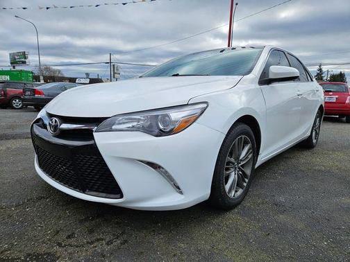 2015 Toyota Camry SE