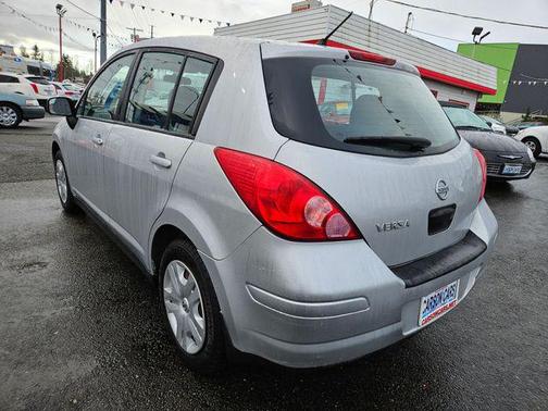 2012 Nissan Versa 1.8 S