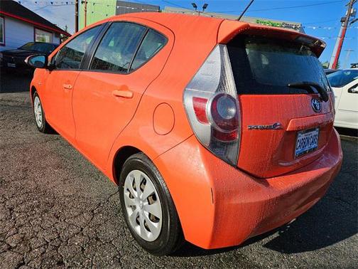2014 Toyota Prius c Four