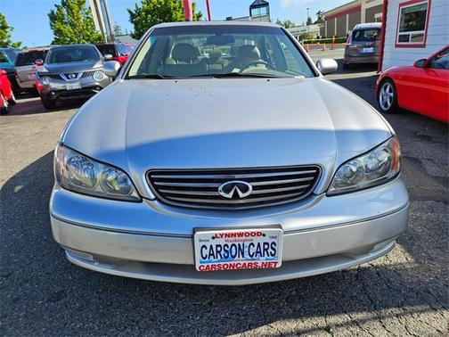 2002 INFINITI I35 Luxury