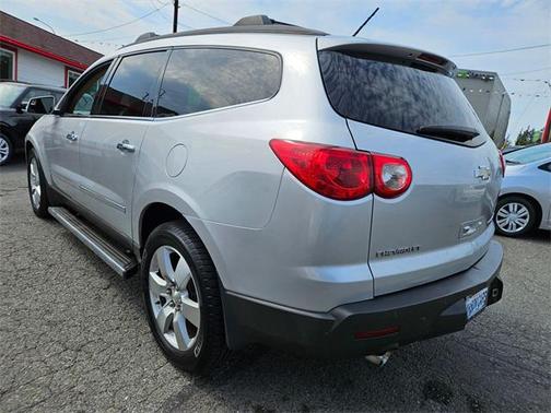 2009 Chevrolet Traverse LTZ