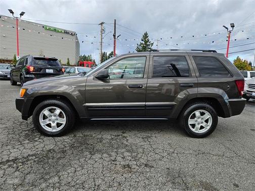 2005 Jeep Grand Cherokee Laredo