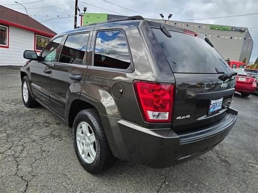 2005 Jeep Grand Cherokee Laredo