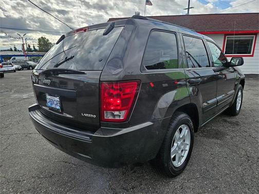 2005 Jeep Grand Cherokee Laredo