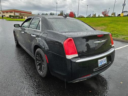 2017 Chrysler 300C Base